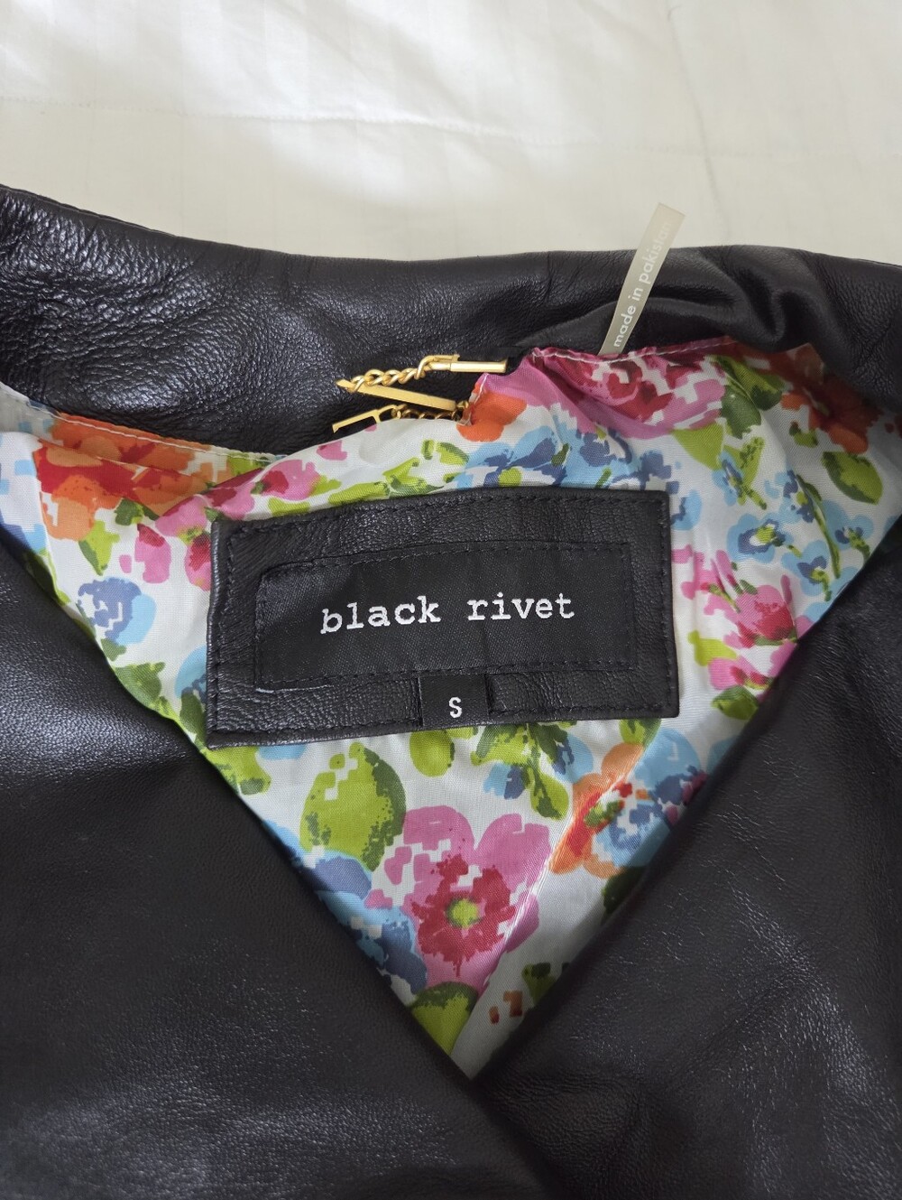 Genuine Leather Black Rivet Jacket - Picture 4 of 10